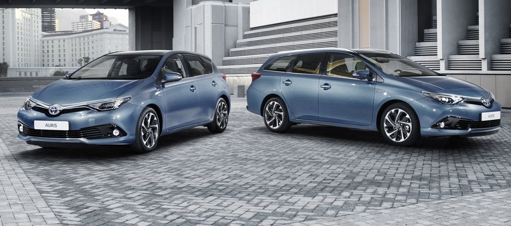 YEN� MAKYAJLI 2015 TOYOTA AUR�S RES�M GALER�S�